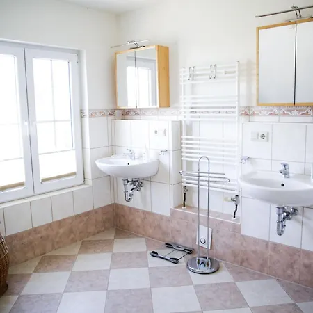 Ferienwohnung Reethaus Og Goehren (Ruegen)