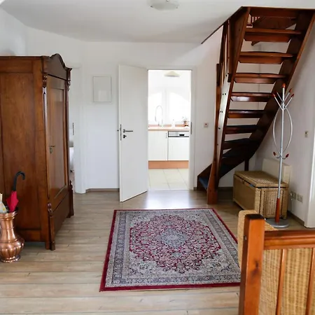 Ferienwohnung Reethaus Og Lägenhet Goehren (Ruegen)