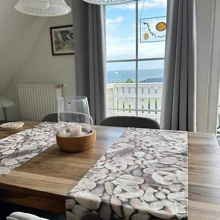 Ferienwohnung Reethaus Og Lägenhet Goehren (Ruegen)